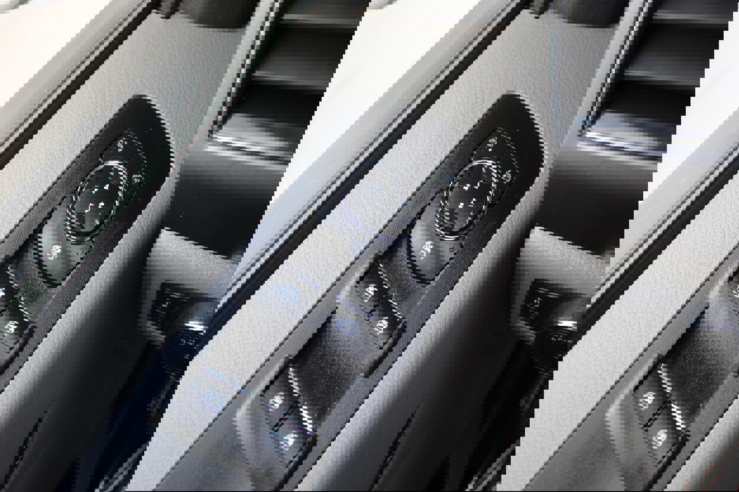 Used 2017 Ford F150 XLT image 28