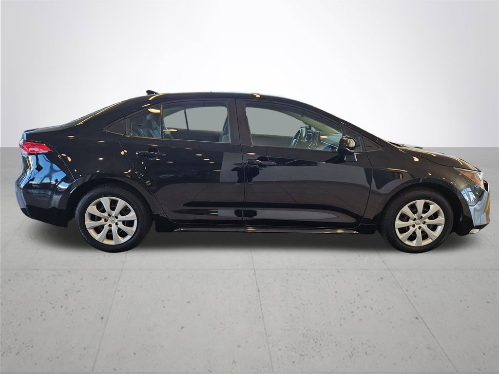 Used 2024 Toyota Corolla LE image 6