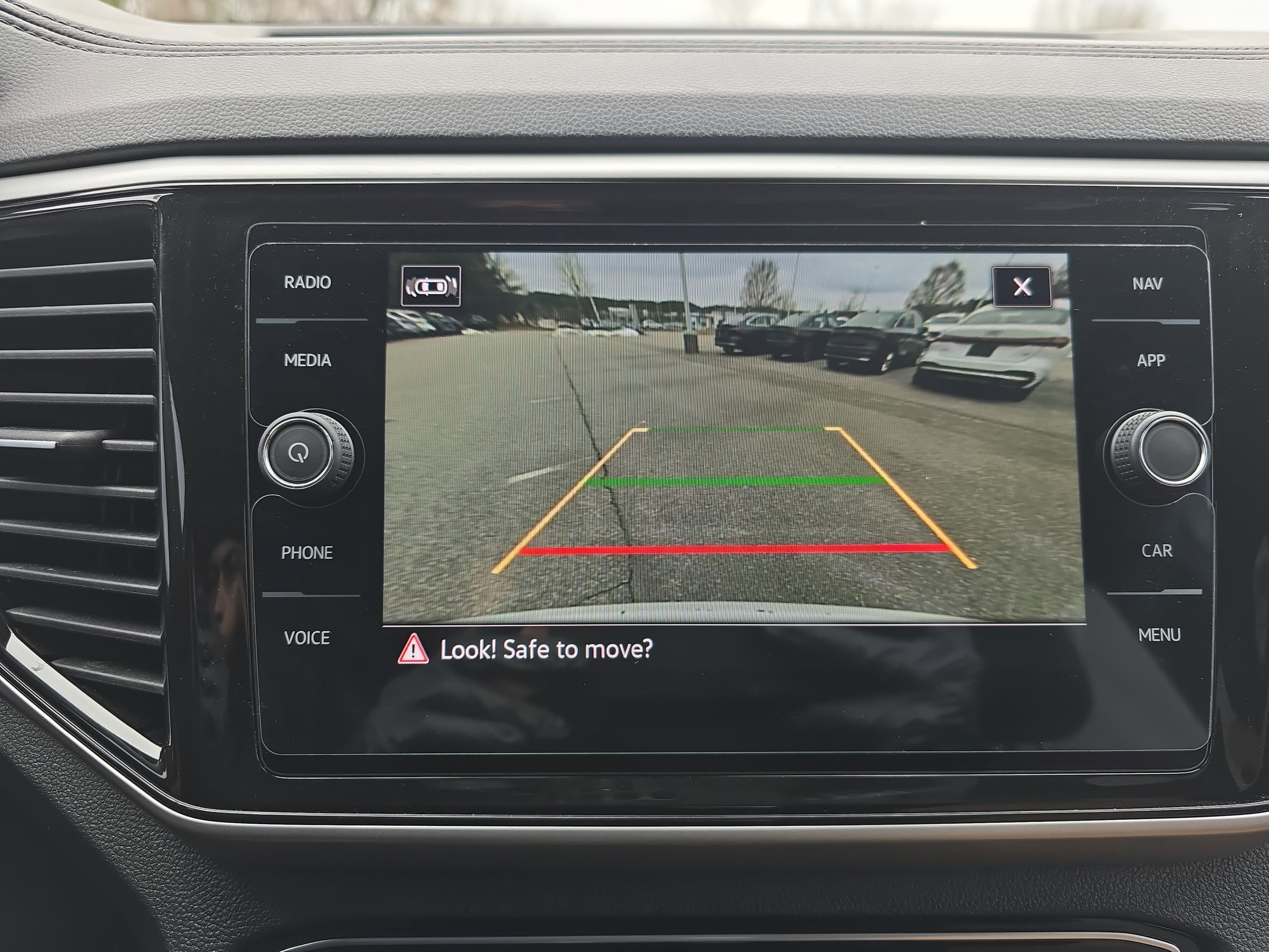 Used 2022 Volkswagen Atlas Cross Sport SEL Premium R-Line image 22