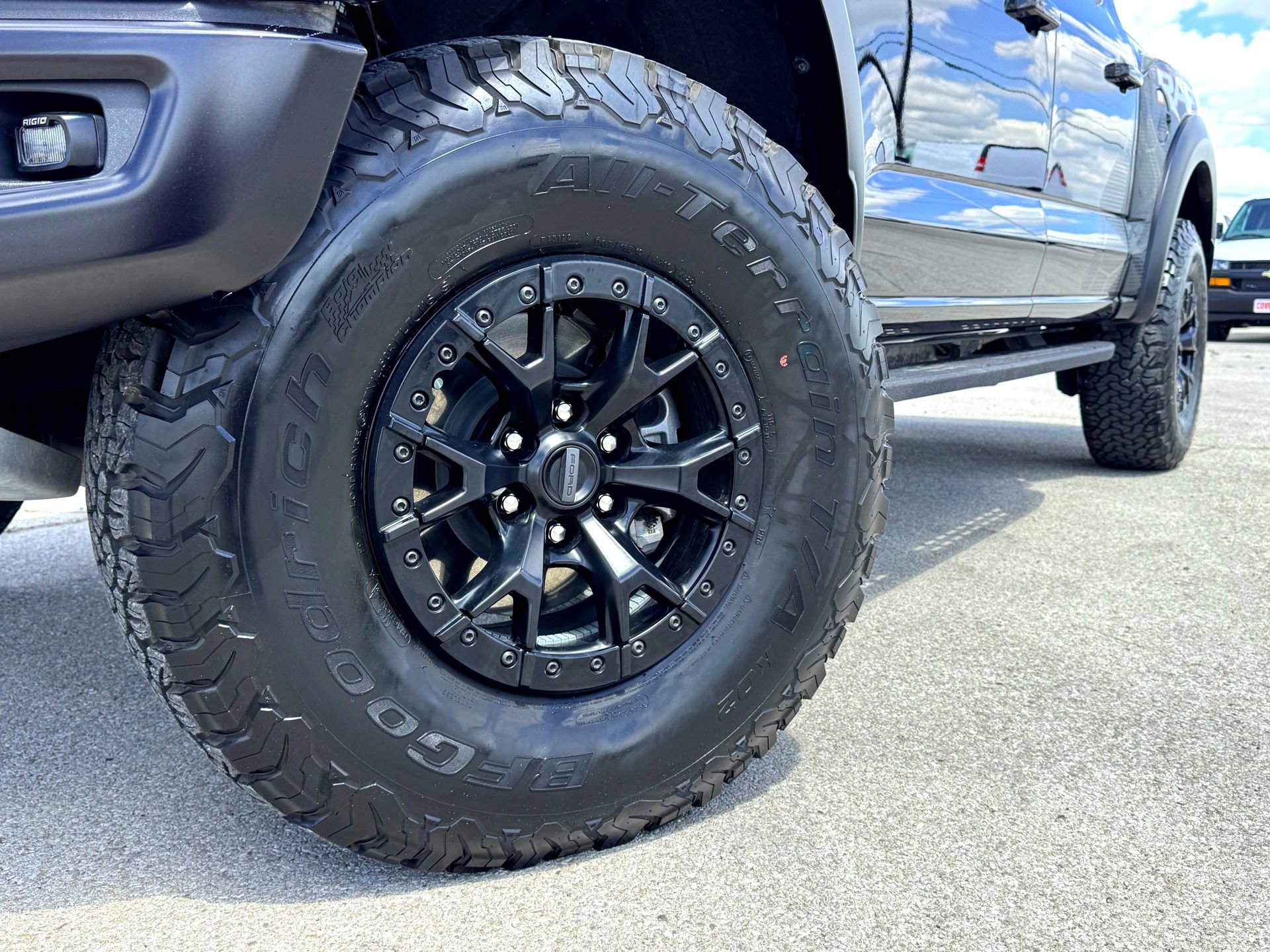 Used 2023 Ford F150 Raptor w/ Equipment Group 802A Raptor R image 2