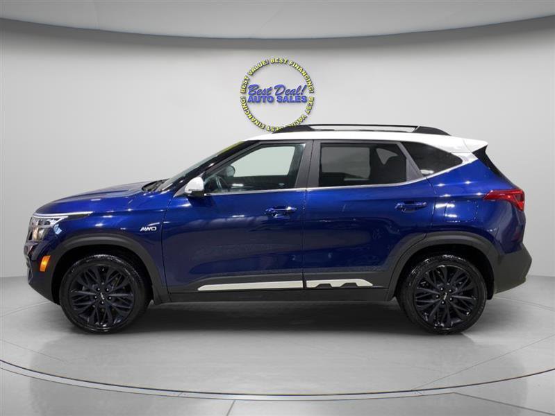 Used 2022 Kia Seltos Nightfall Edition AWD/4WD image 2