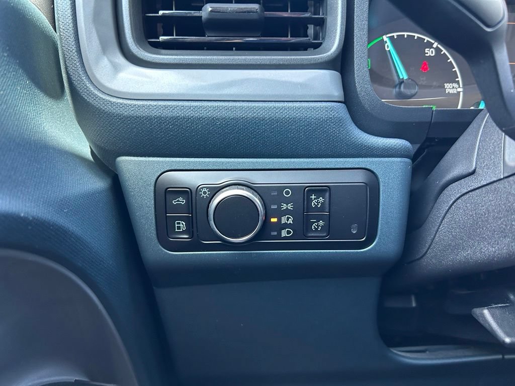 Used 2023 Ford Maverick XL FWD image 46