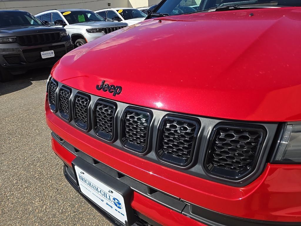 Used 2023 Jeep Compass Altitude w/ Convenience Group image 3