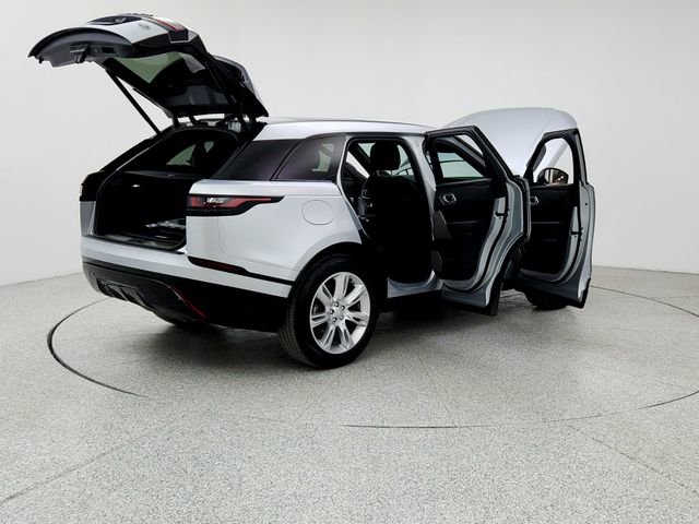 Certified 2022 Land Rover Range Rover Velar R-Dynamic S AWD/4WD image 11
