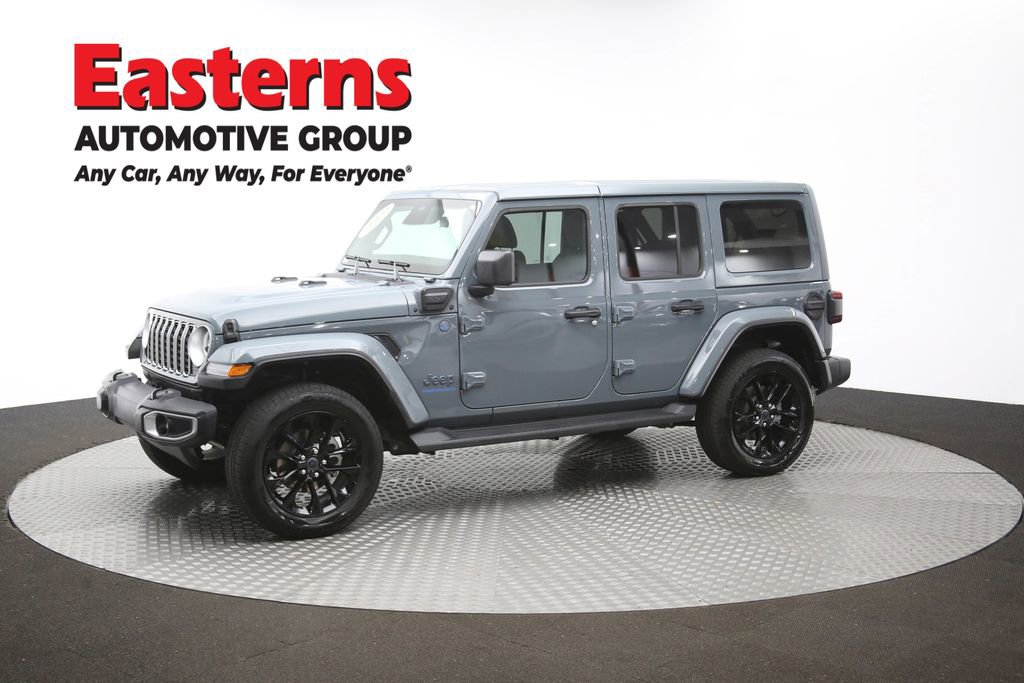 Used 2025 Jeep Wrangler Unlimited Sahara image 57