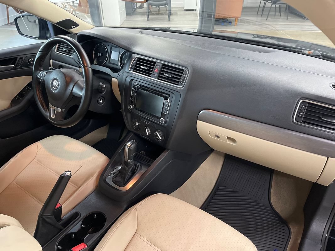 Used 2014 Volkswagen Jetta TDI FWD image 52
