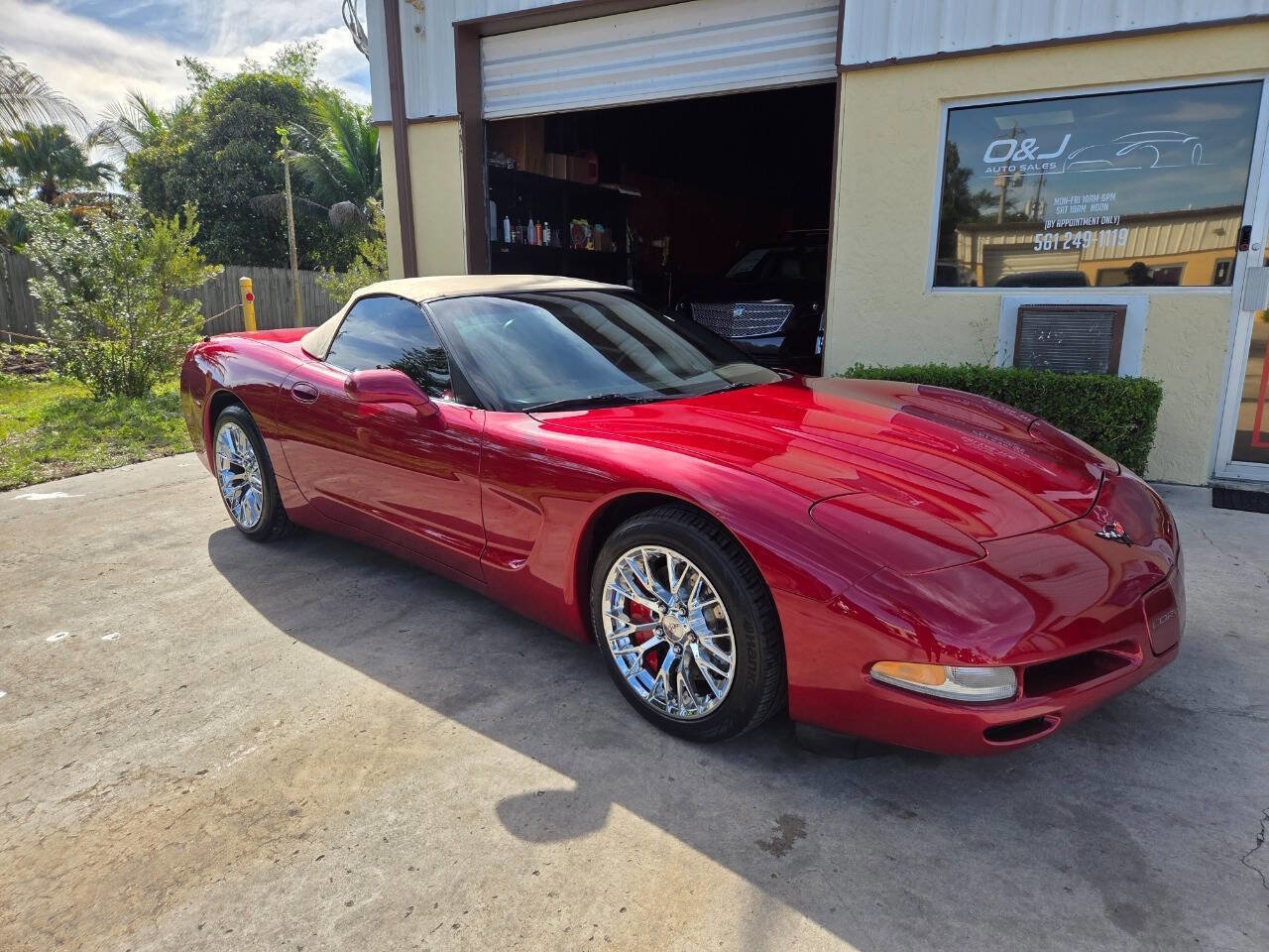 Used 2004 Chevrolet Corvette Convertible w/ Preferred Equipment Group