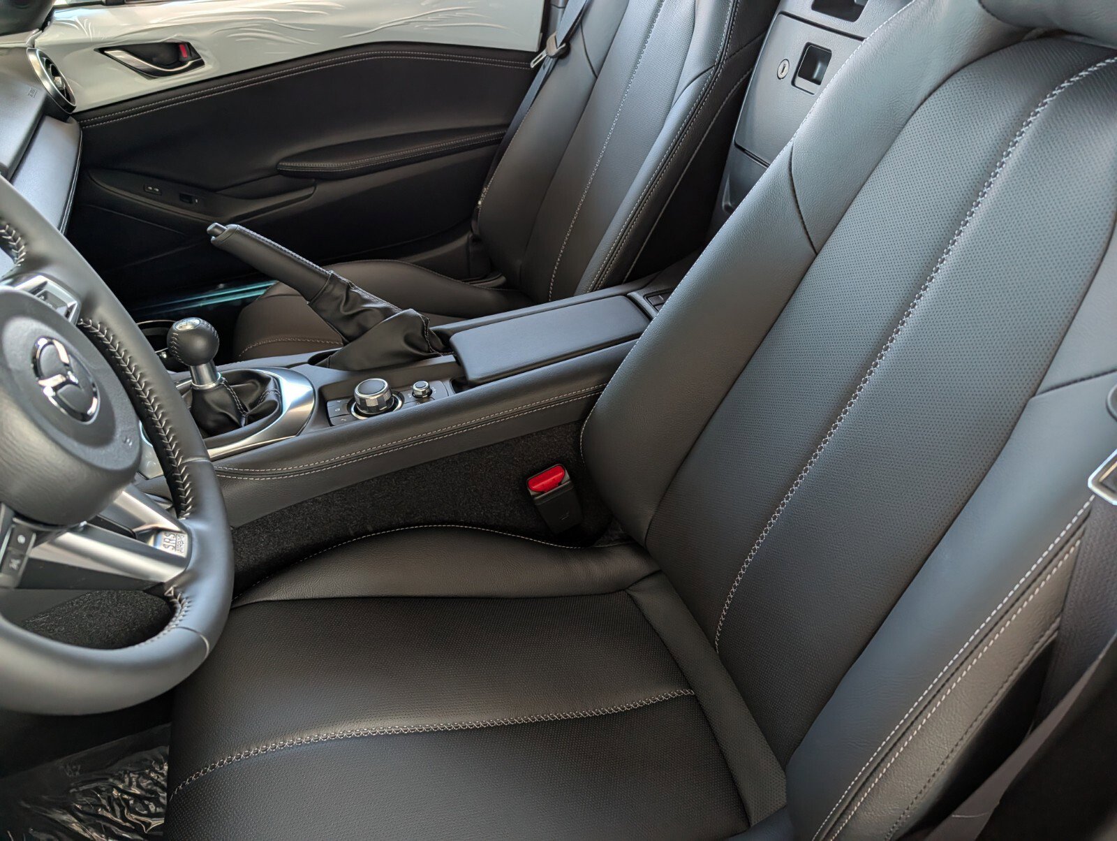 New 2026 MAZDA MX-5 Miata Grand Touring w/ Weather Package RWD image 11