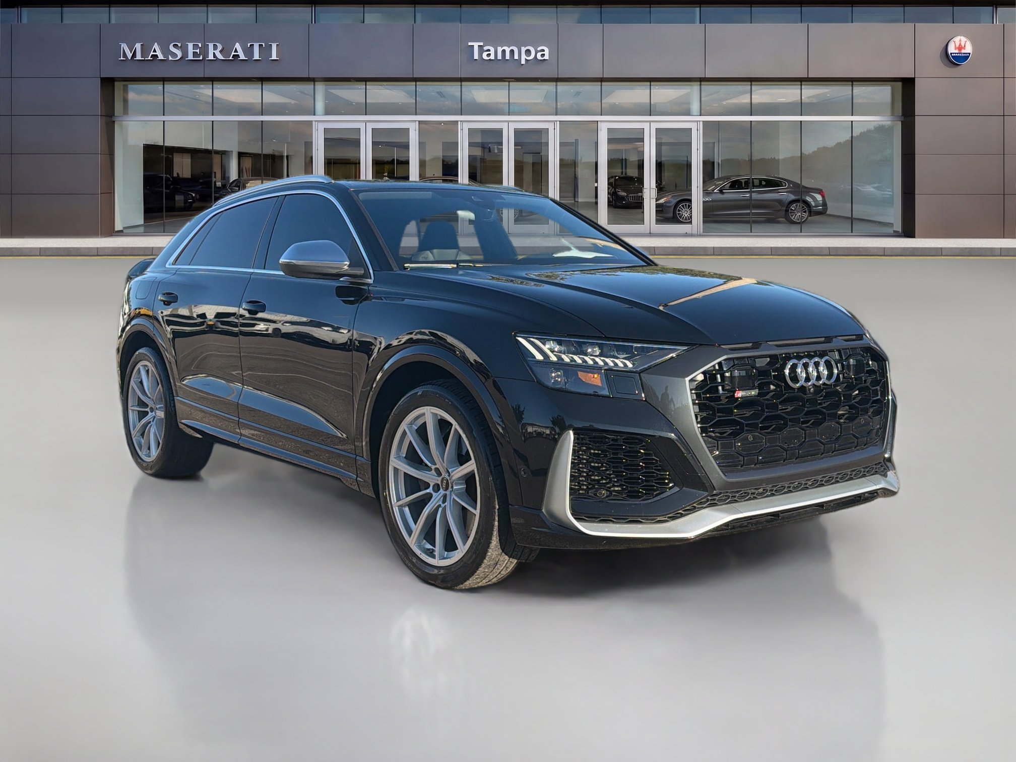 Used 2022 Audi RS Q8 AWD/4WD image 1