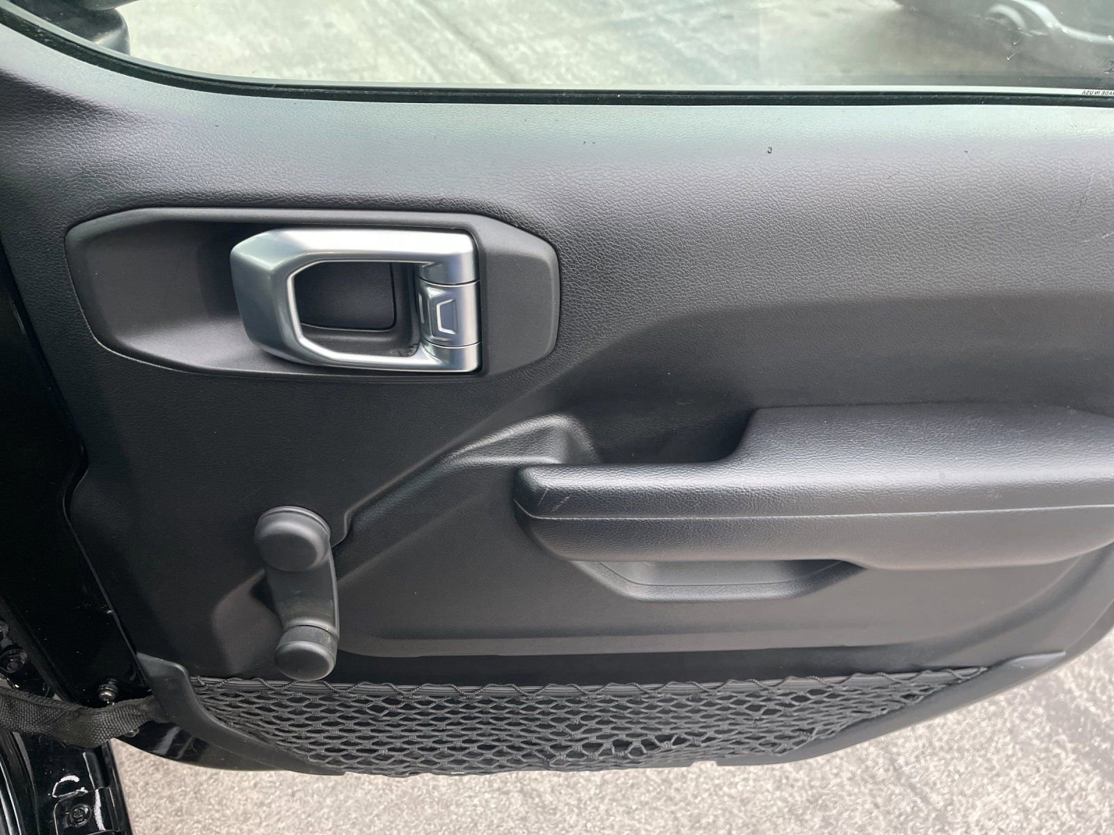 Used 2021 Jeep Wrangler Sport image 19