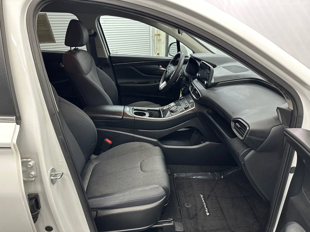 Used 2023 Hyundai Santa Fe SE FWD image 13