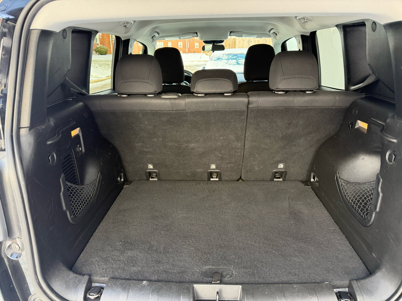 Used 2017 Jeep Renegade Sport w/ Power & Air Group image 18