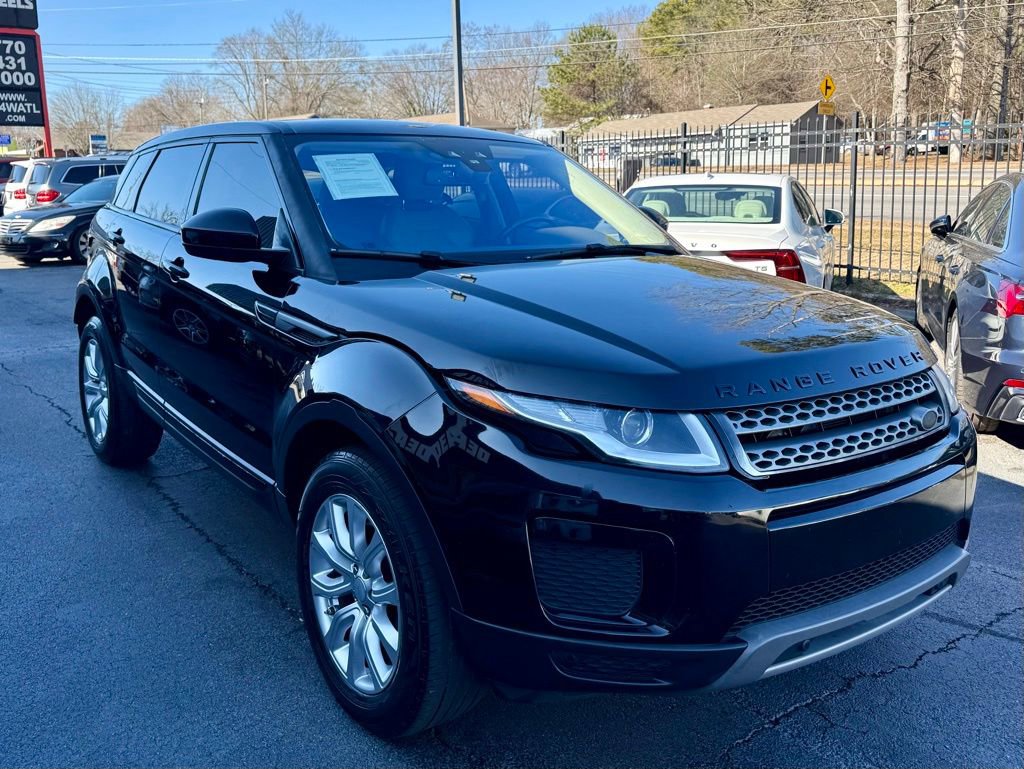 Used 2018 Land Rover Range Rover Evoque SE Premium image 3