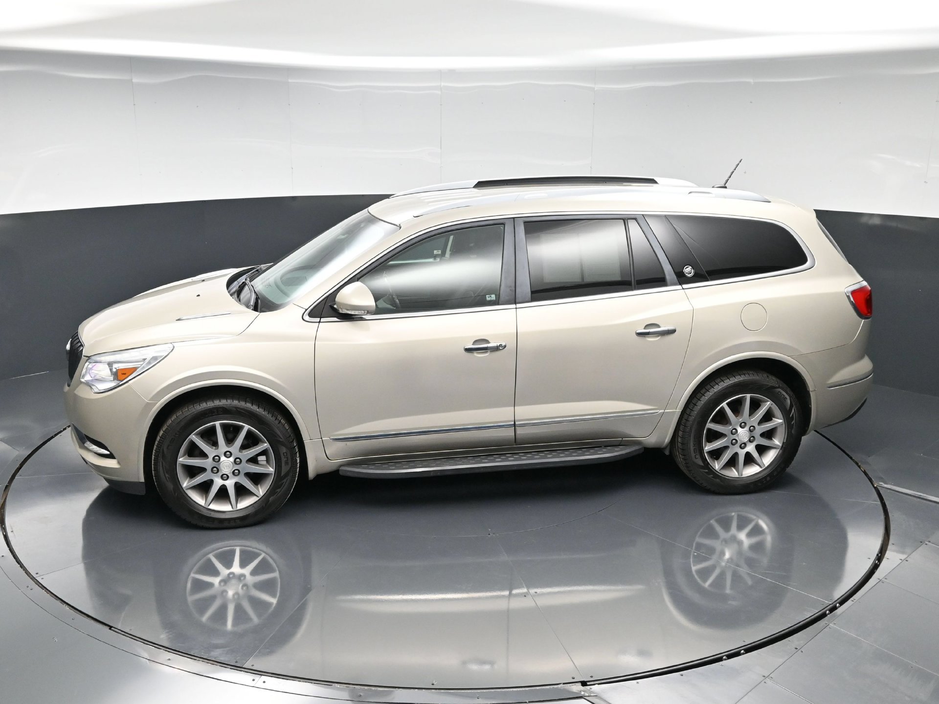 Used 2014 Buick Enclave Leather FWD image 33