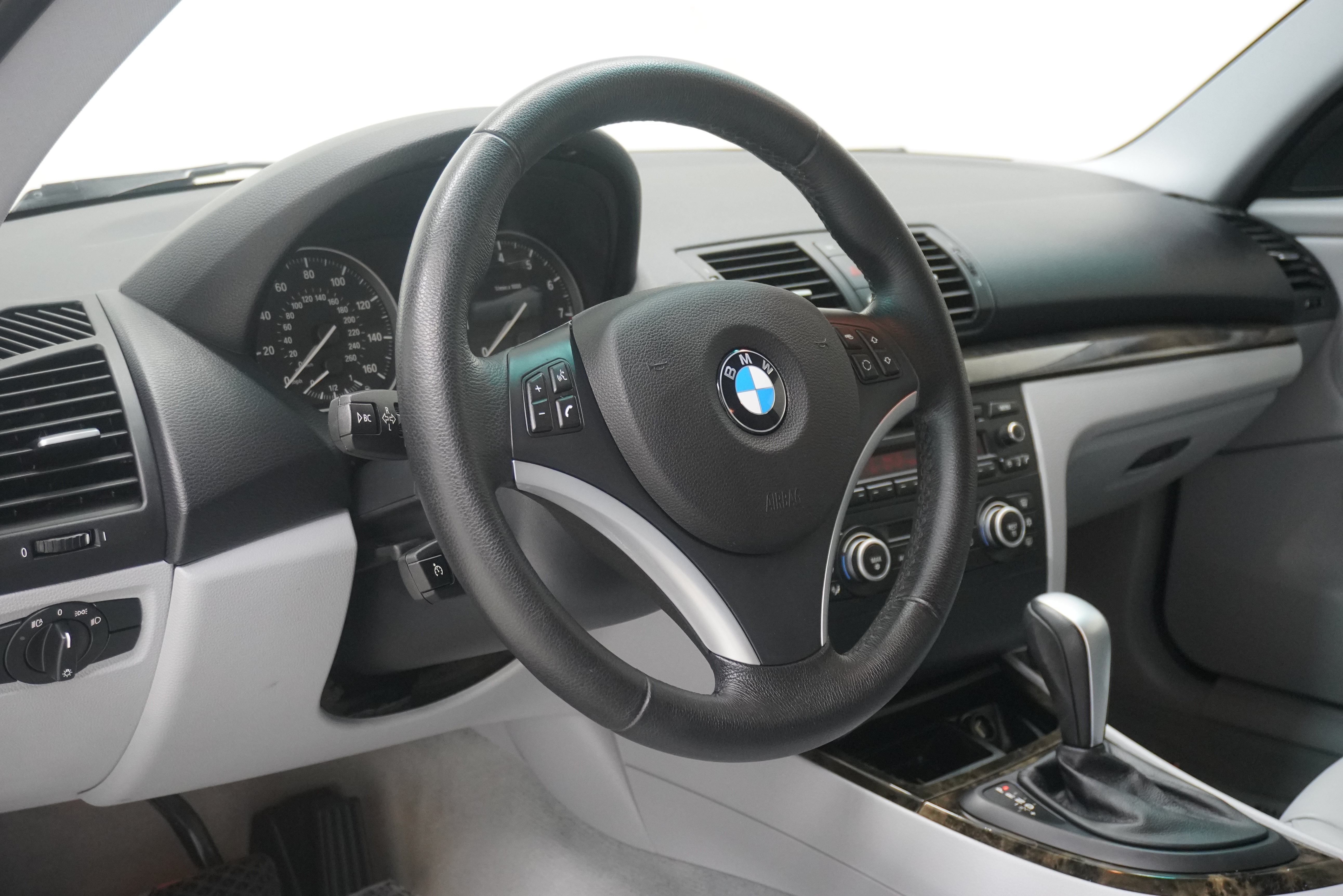 Used 2008 BMW 135i Coupe RWD image 10