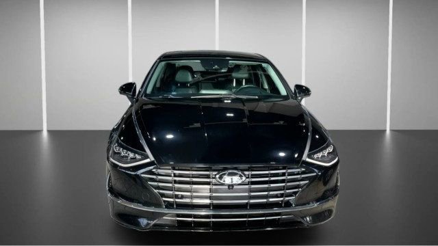 Used 2021 Hyundai Sonata Limited image 2