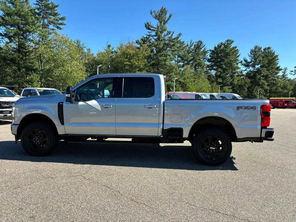 Used 2024 Ford F250 XLT w/ Black Appearance Package AWD/4WD image 7