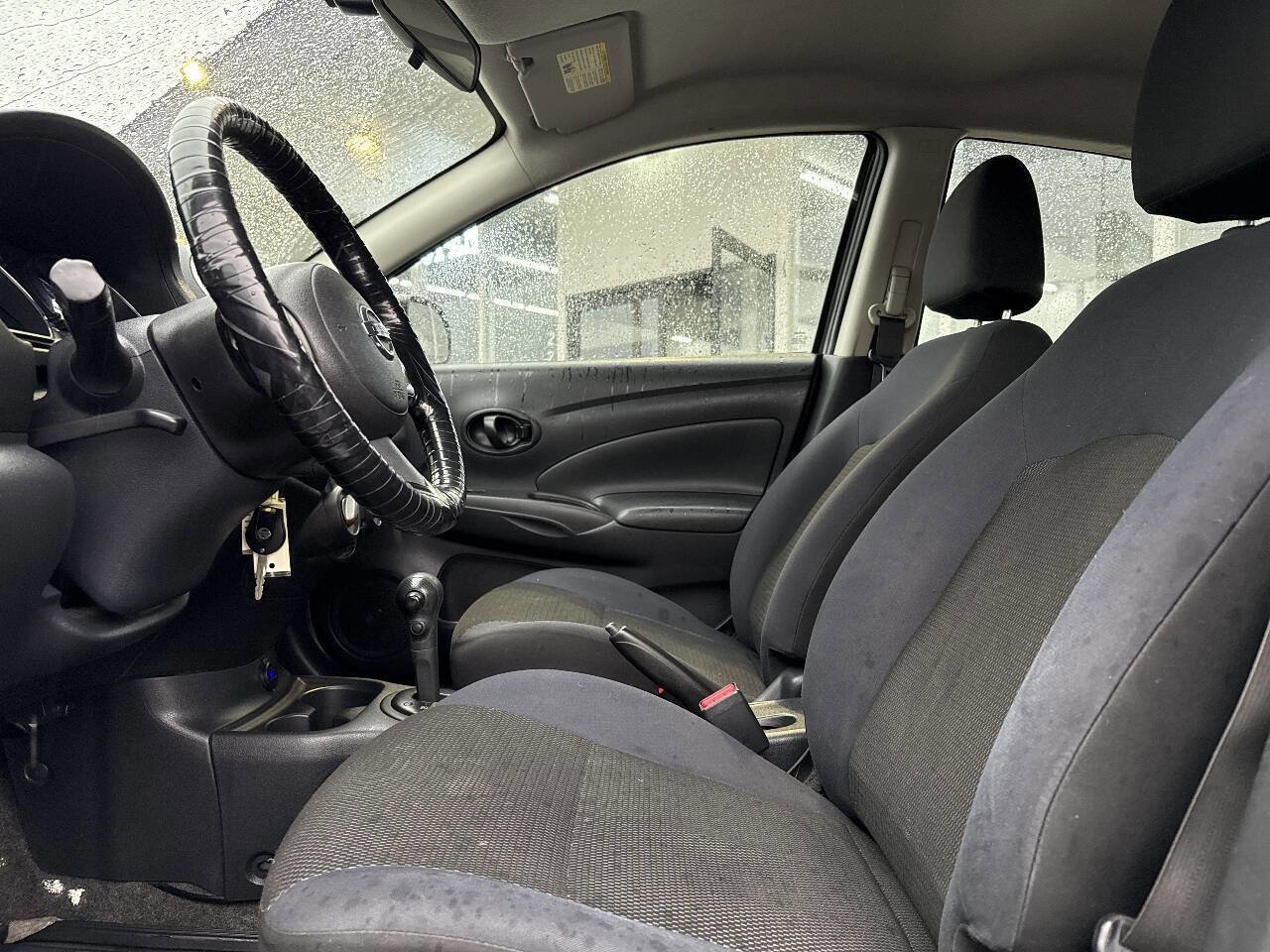 Used 2012 Nissan Versa SV image 30