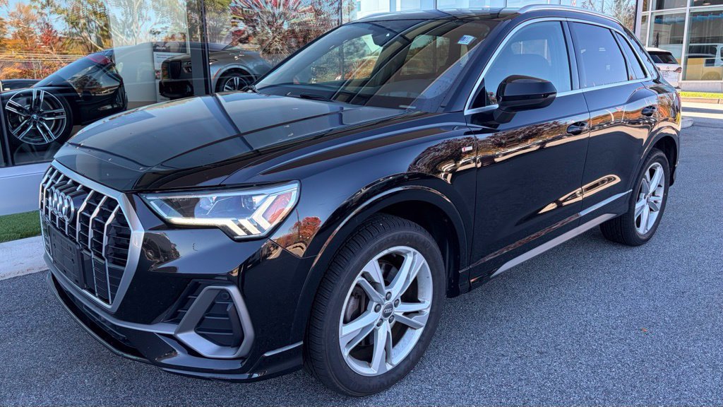 Used 2019 Audi Q3 2.0T Premium Plus w/ Premium Plus Package
