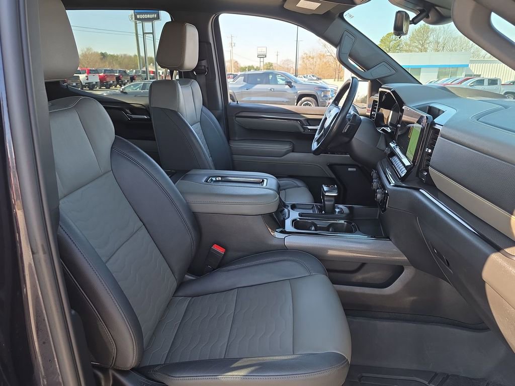 Certified 2022 Chevrolet Silverado 1500 ZR2 w/ Technology Package image 29