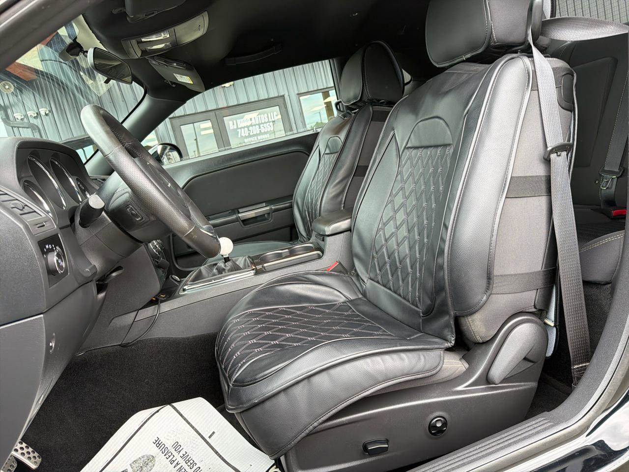 Used 2014 Dodge Challenger SRT8 Core RWD image 9
