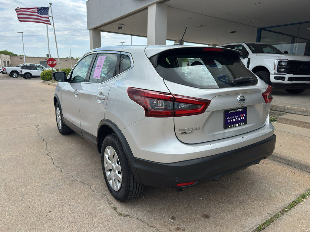 Used 2020 Nissan Rogue Sport S FWD image 6