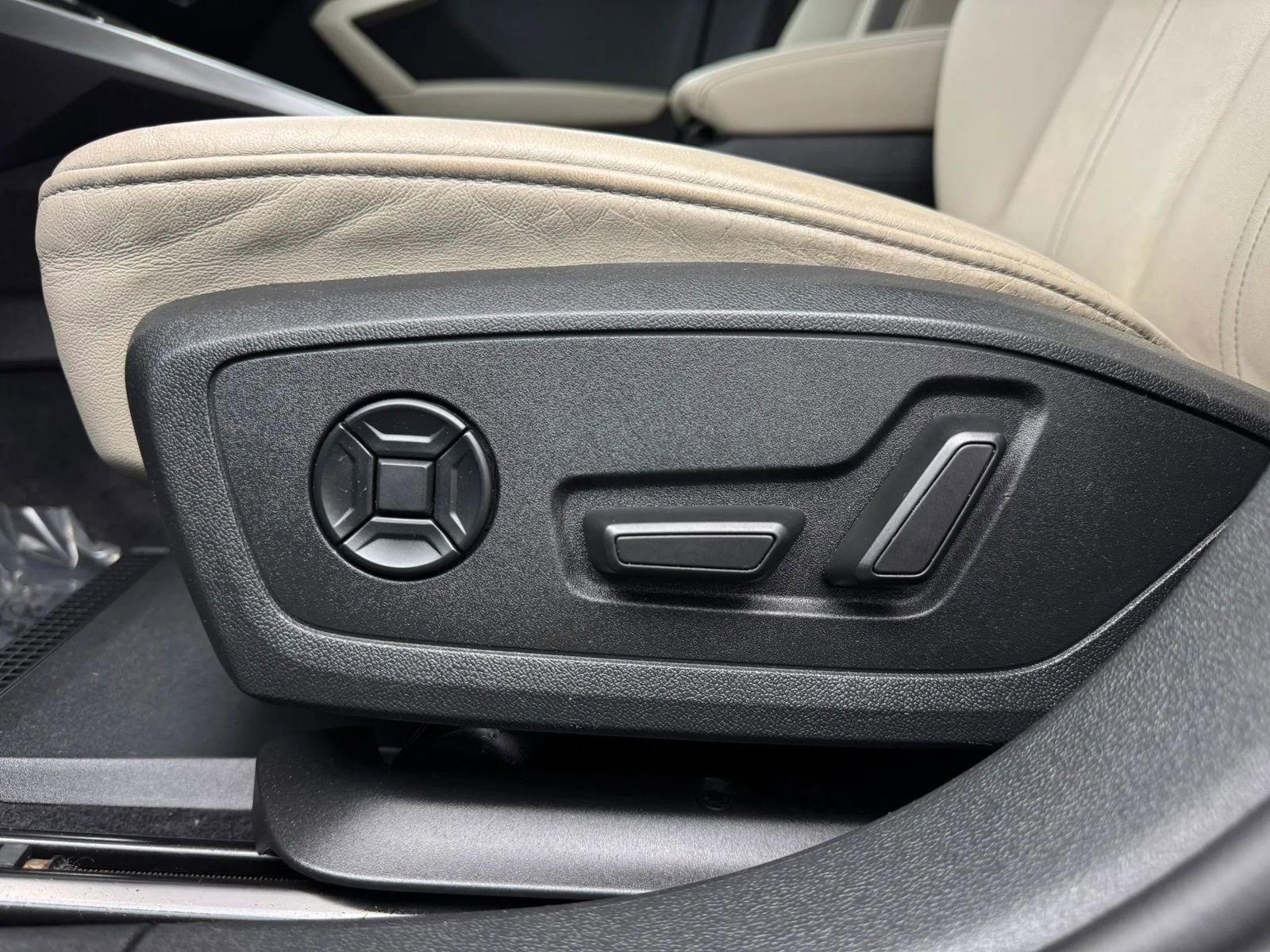 Used 2022 Audi A3 2.0T Premium image 13