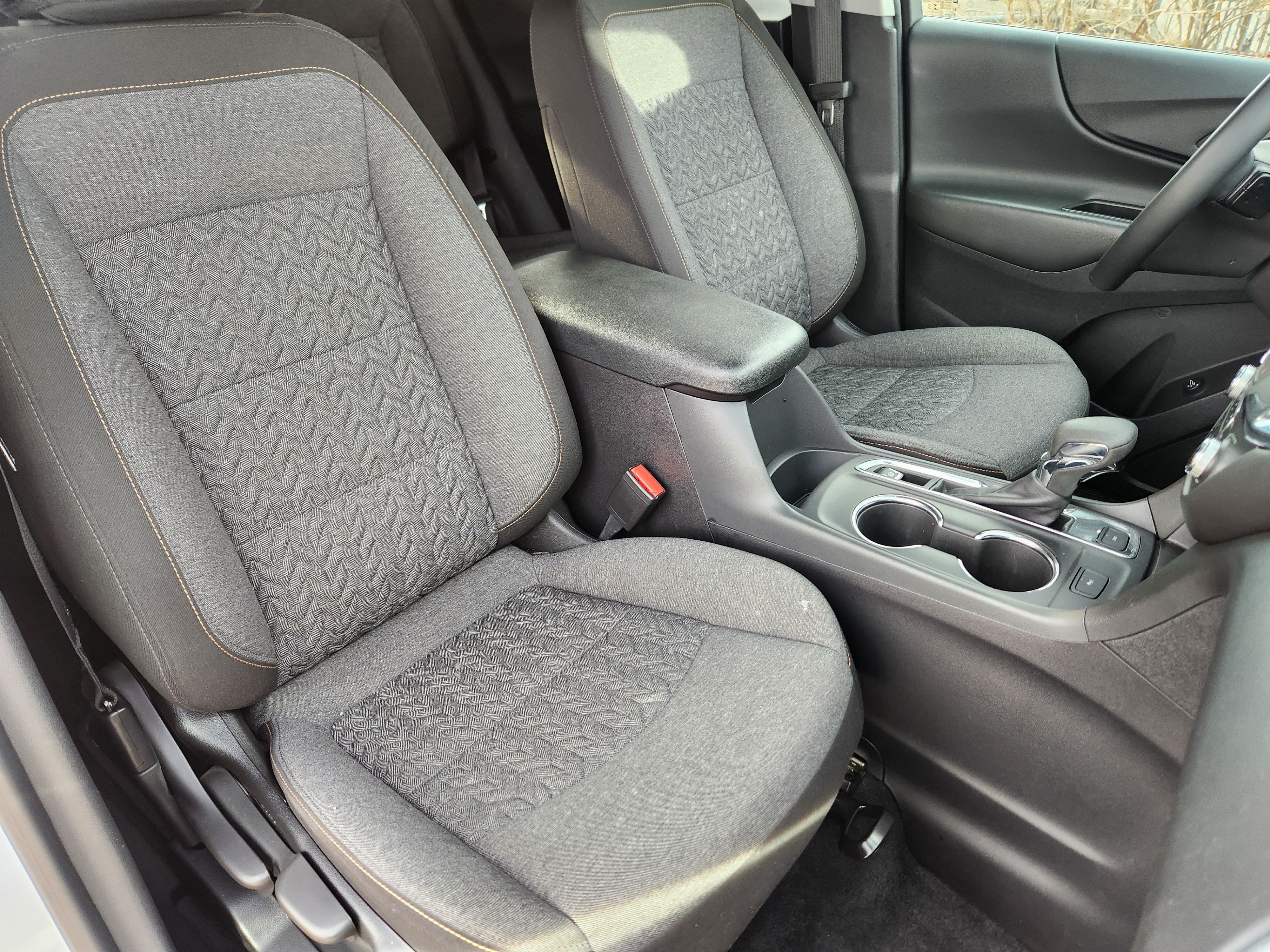 Used 2024 Chevrolet Equinox LT AWD/4WD image 11