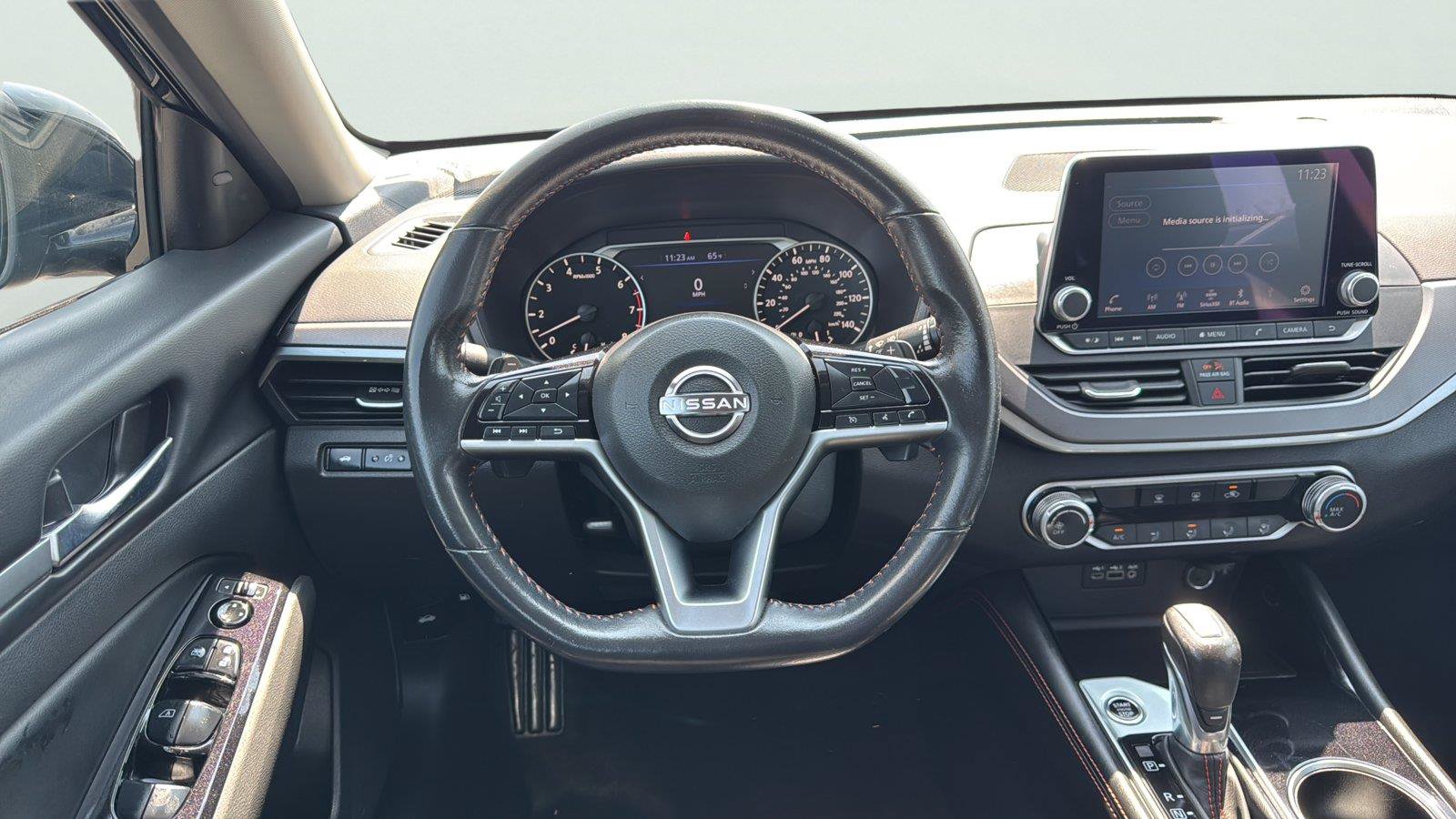 Used 2024 Nissan Altima 2.5 SR FWD image 24