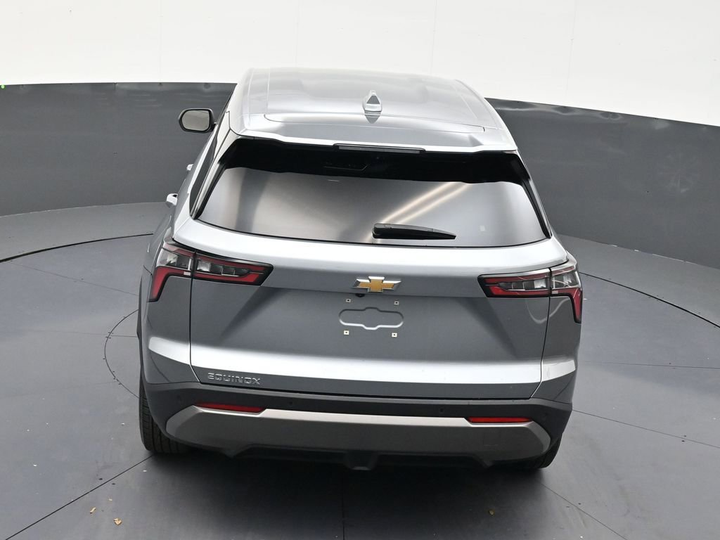 Used 2025 Chevrolet Equinox LT w/ Safety and Technology Package image 16