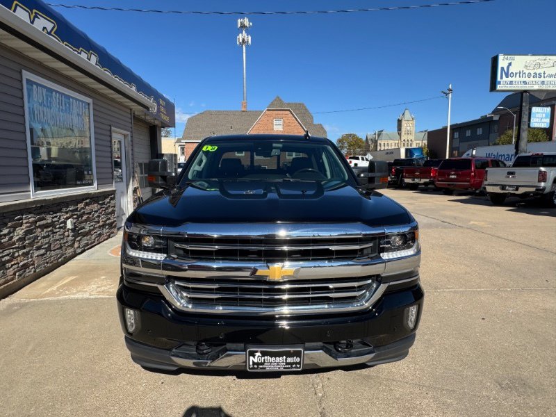 Used 2018 Chevrolet Silverado 1500 High Country image 4