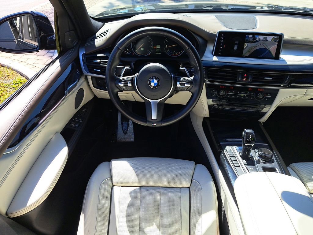 Used 2018 BMW X5 xDrive50i image 15
