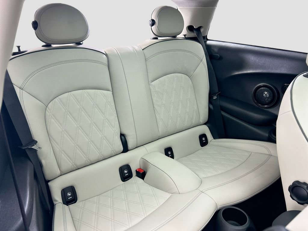 Certified 2024 MINI Cooper S image 25