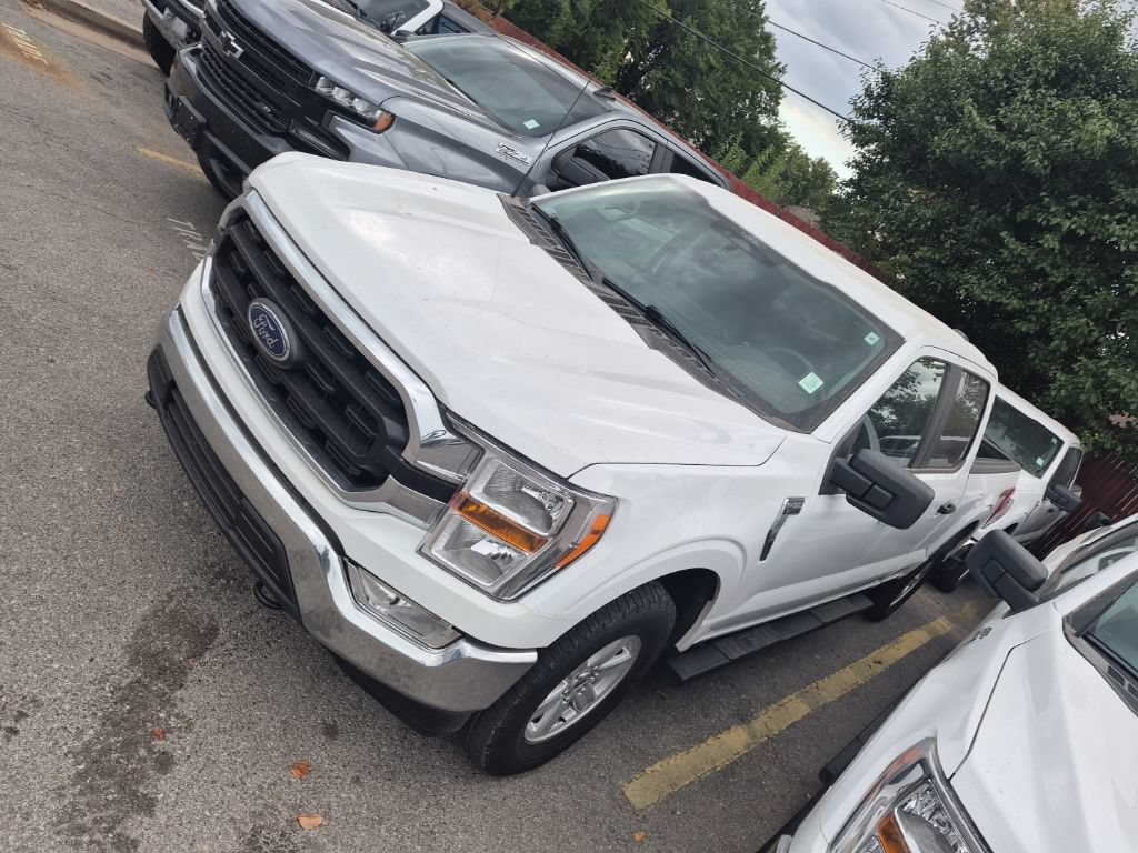 Used 2022 Ford F150 XLT AWD/4WD image 3