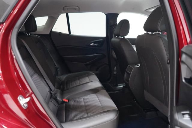 Used 2025 Chevrolet Trax LT image 35
