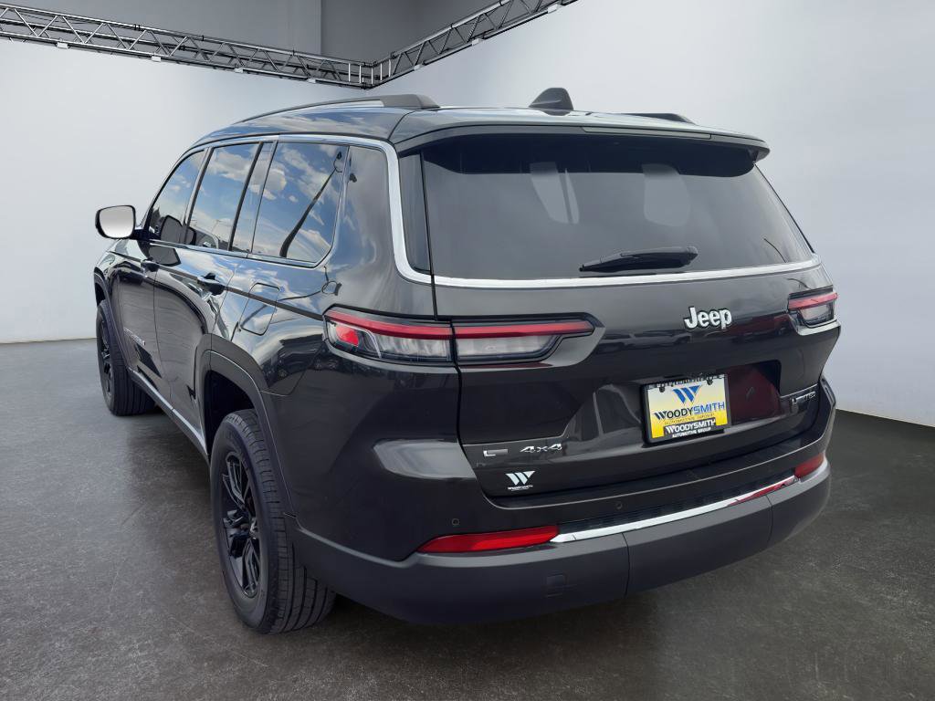 Used 2022 Jeep Grand Cherokee L Limited AWD/4WD image 3
