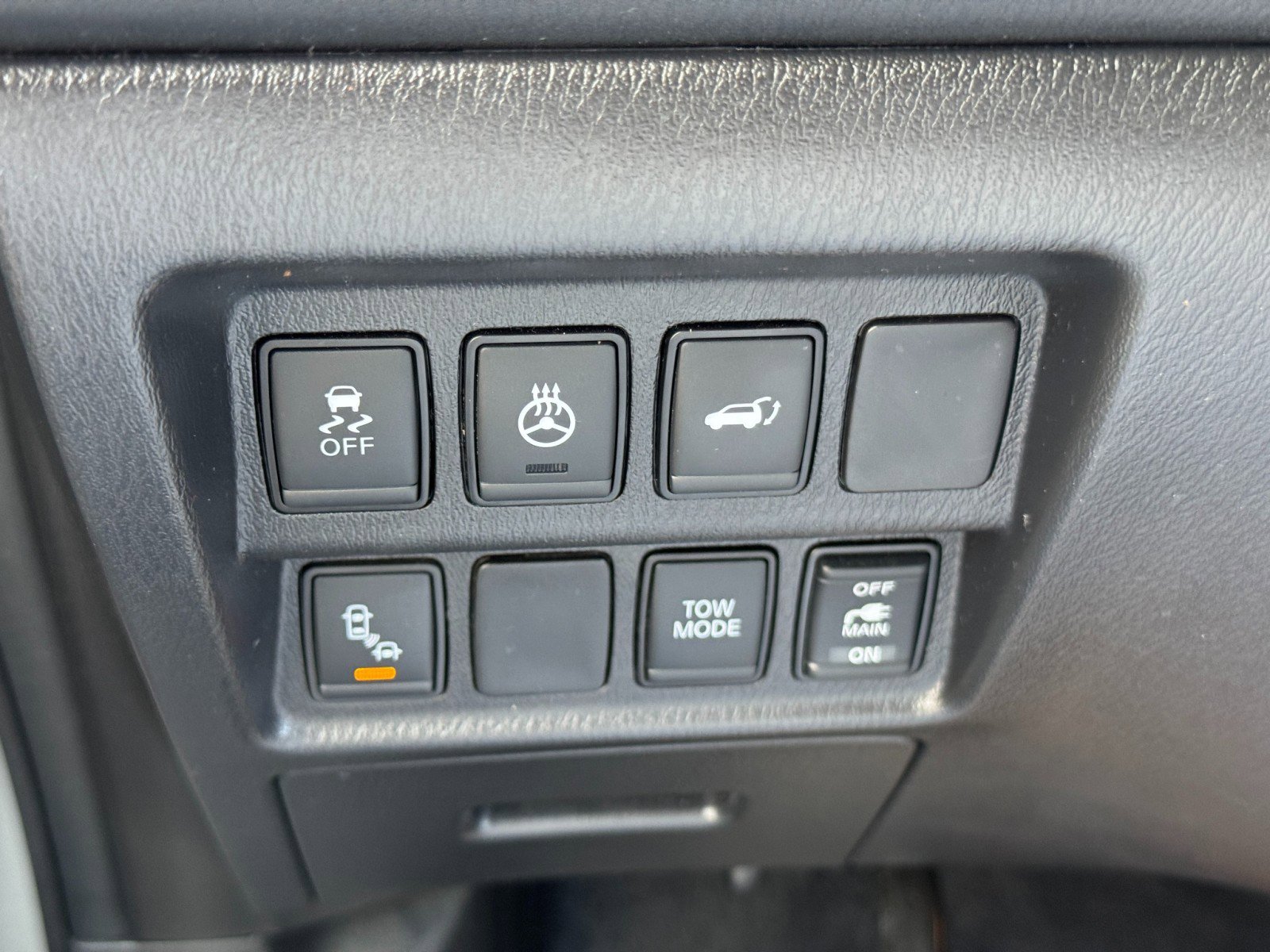 Used 2020 Nissan Pathfinder SL image 17