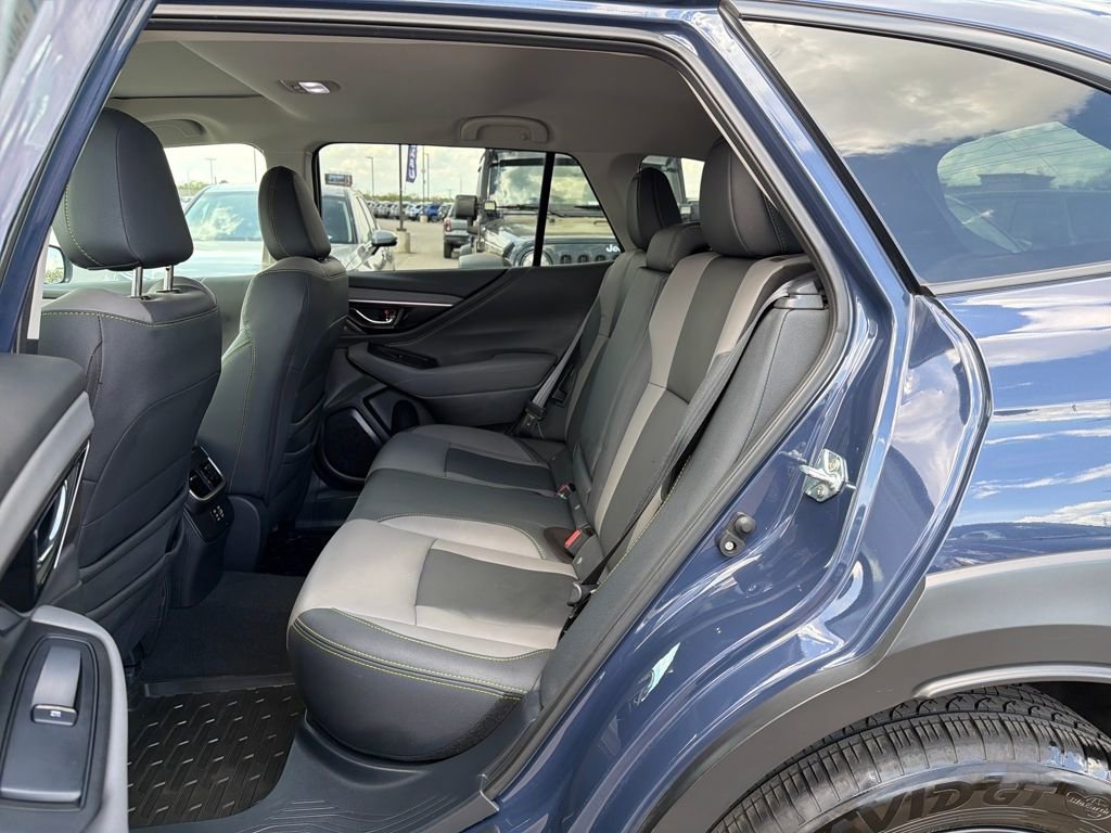 Used 2025 Subaru Outback Onyx Edition w/ Tech Package 3 image 24