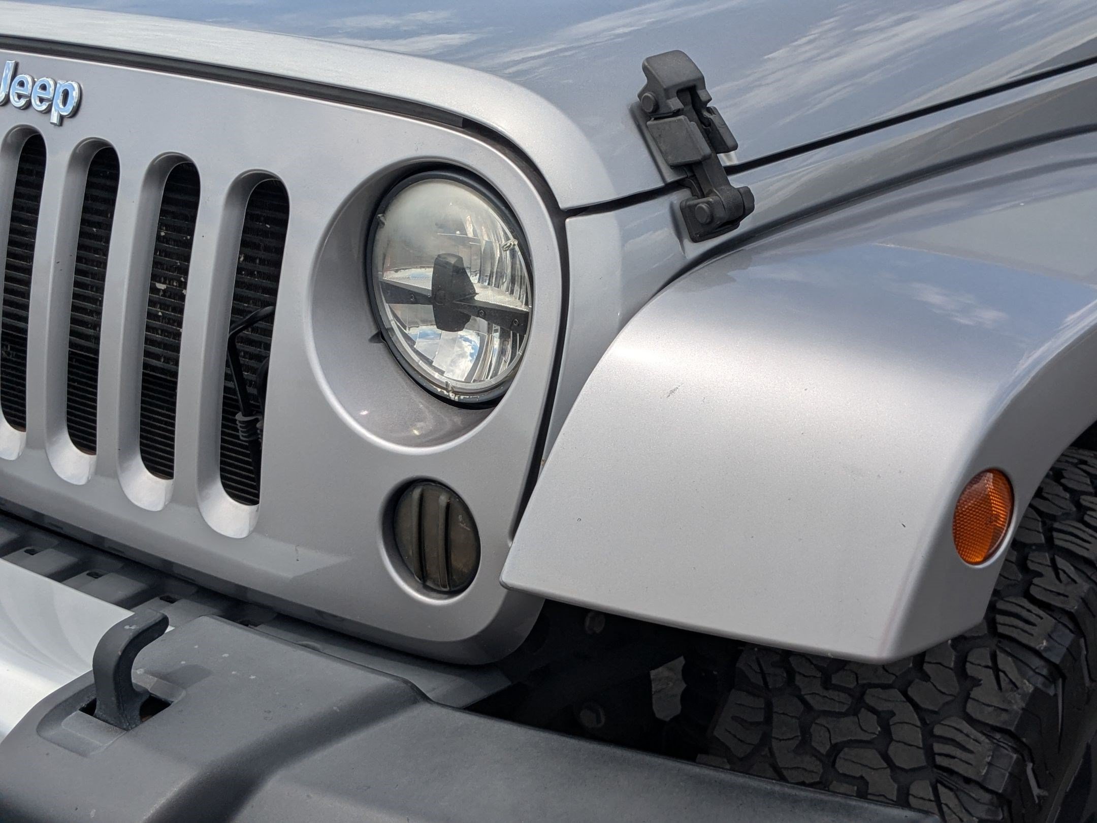 Used 2014 Jeep Wrangler Unlimited Sahara w/ Max Tow Package AWD/4WD image 12