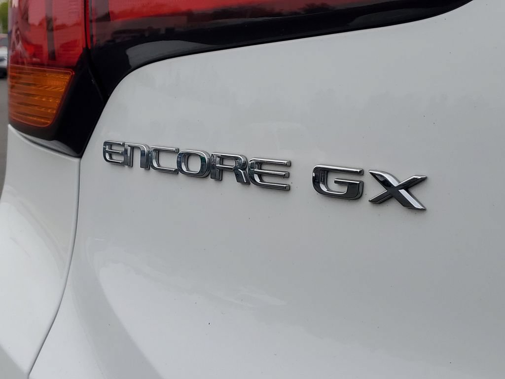 Certified 2024 Buick Encore GX Preferred FWD image 30