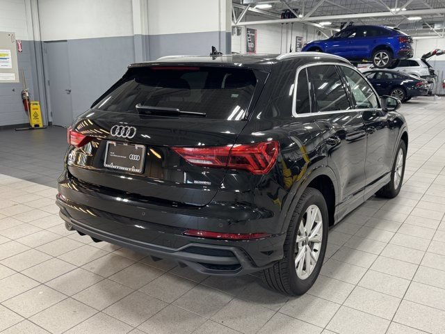 Certified 2025 Audi Q3 2.0T Premium AWD/4WD image 5