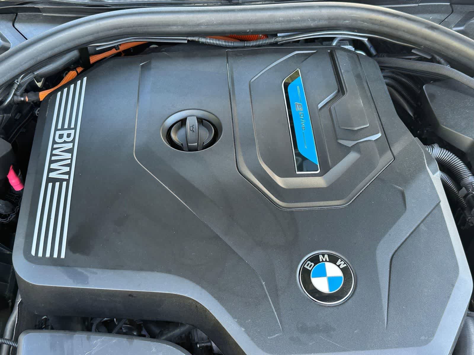 Used 2021 BMW 330e w/ Convenience Package RWD image 7