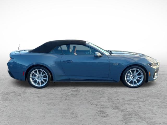 Used 2025 Ford Mustang GT Premium RWD image 5
