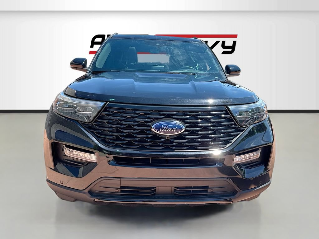 Used 2023 Ford Explorer ST w/ Equipment Group 401A image 2