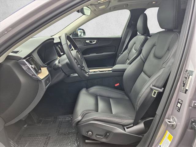 Used 2026 Volvo XC60 B5 Ultra w/ Protection Package Premier AWD/4WD image 16
