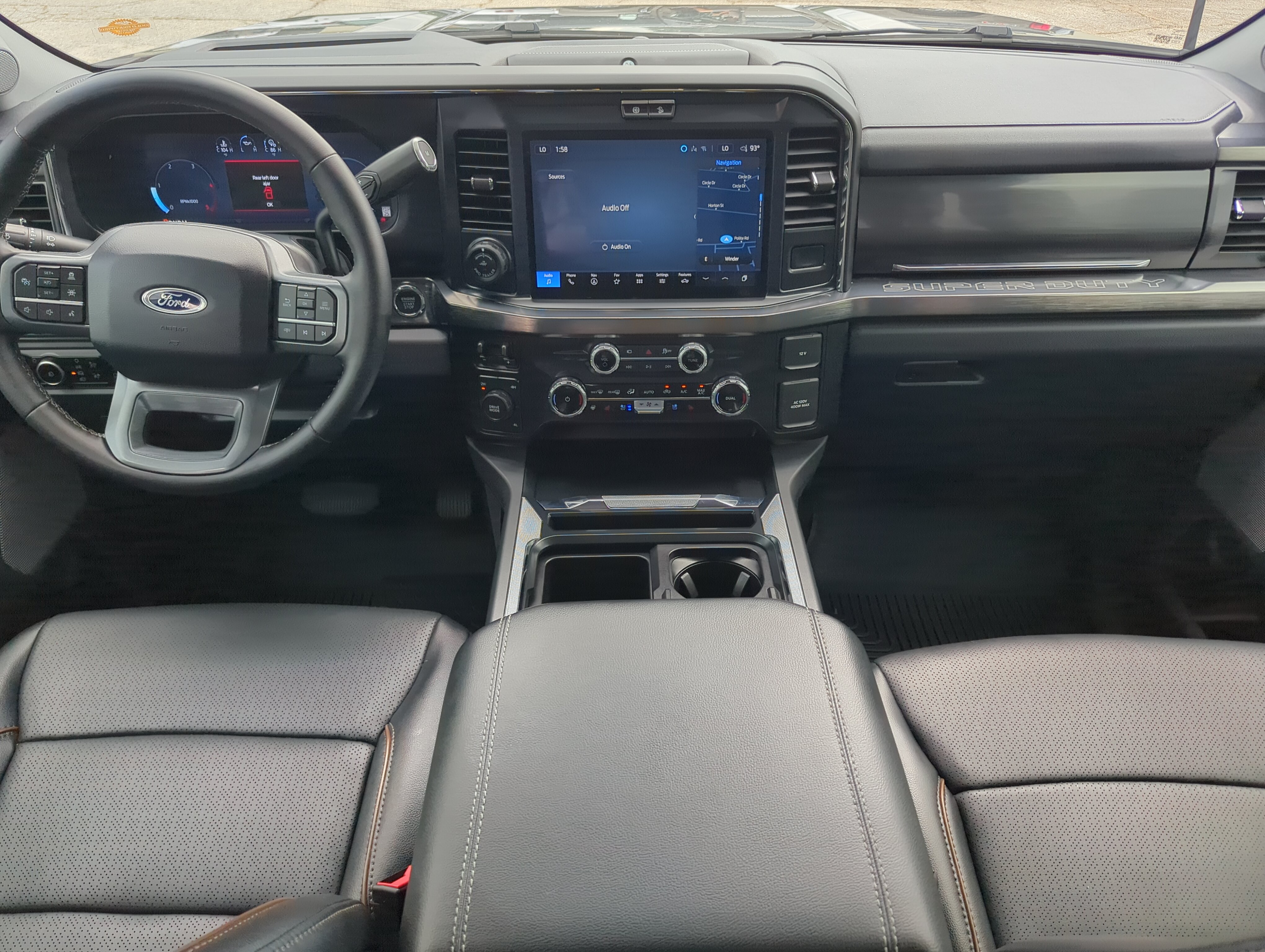 Certified 2025 Ford F450 Lariat w/ Lariat Ultimate Package AWD/4WD image 13