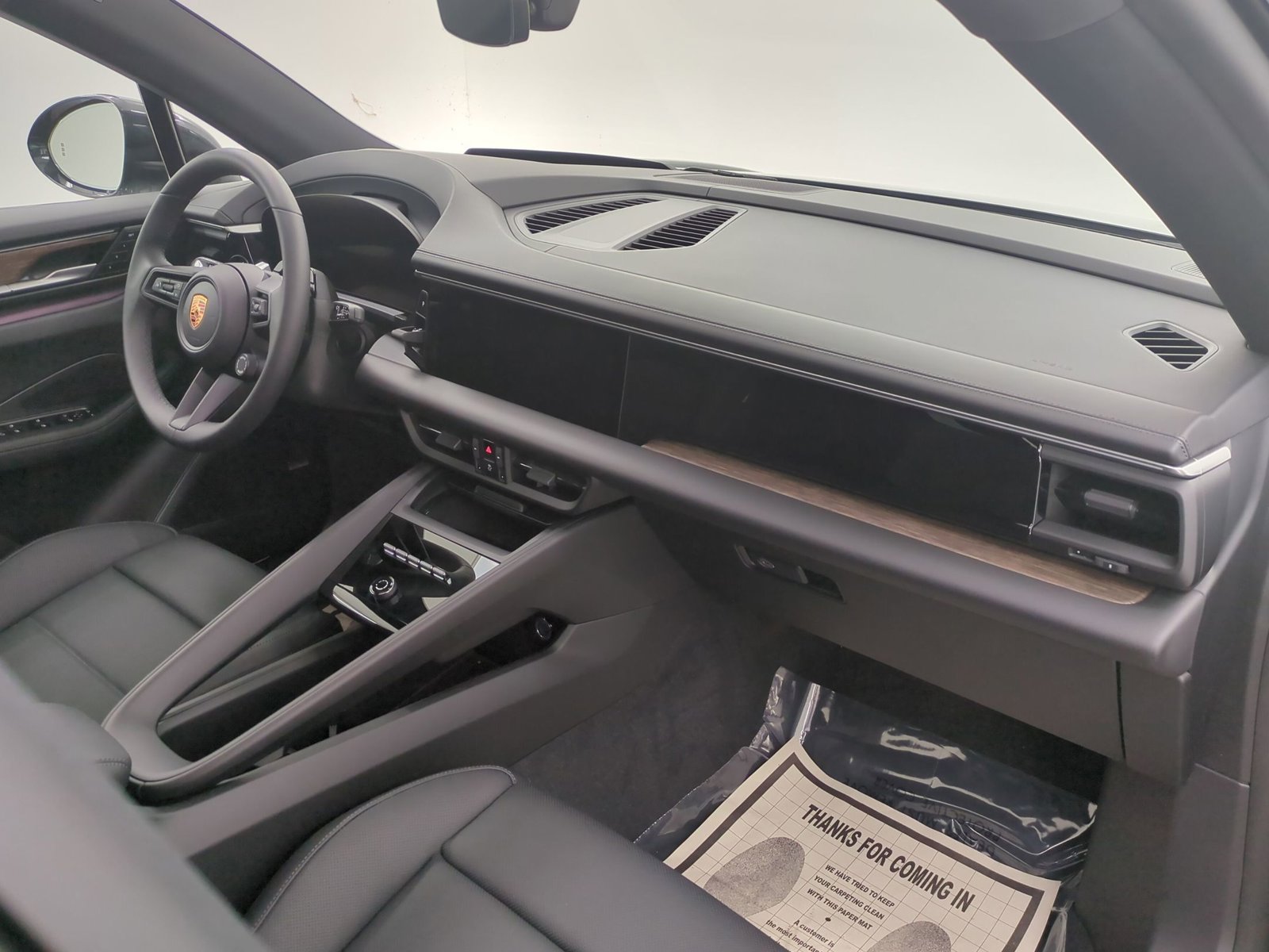 New 2026 Porsche Macan 4 Electric AWD/4WD image 22