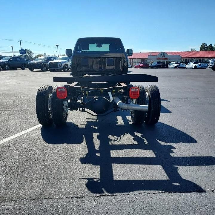New 2024 RAM 5500 SLT w/ Quick Order Package 2YG SLT AWD/4WD image 8
