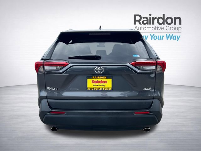 Used 2022 Toyota RAV4 XLE w/ Convenience Package FWD image 8