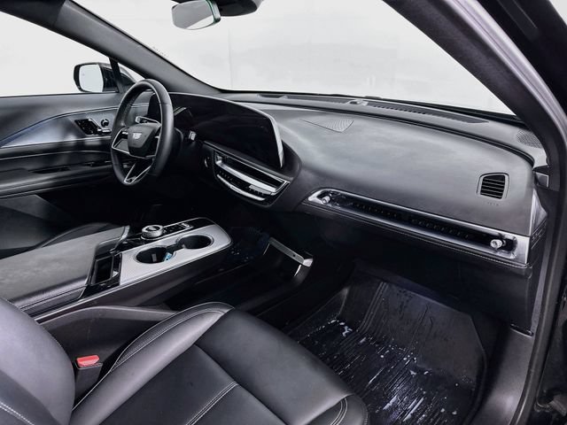 Used 2024 Cadillac Lyriq Tech AWD/4WD image 30